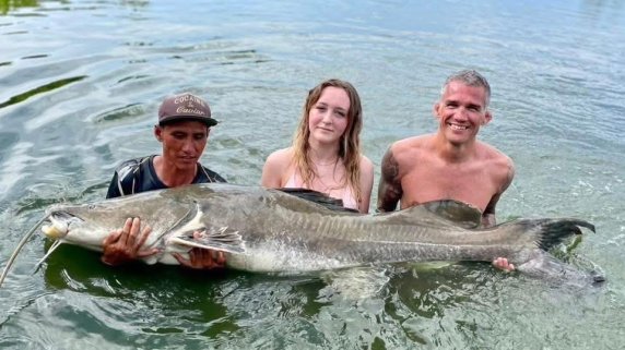 🎣 🇹🇭 Hookers Fishing Resort Pattaya – The Ultimate Top-Class Fishing Experience