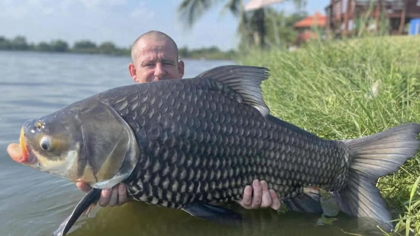 🎣 Goose Lake Fishing Experience – Nakhon Pathom, Thailand